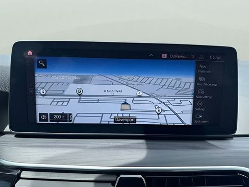 Certified 2021 BMW 530e xDrive w/ Premium Package AWD/4WD image 19