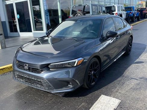 Used 2024 Honda Civic Sport image 4