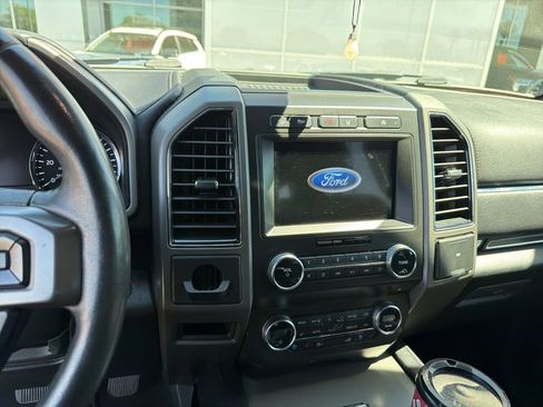 Used 2020 Ford Expedition XLT w/ Equipment Group 202A image 8