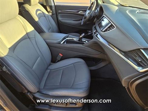 Used 2020 Buick Enclave Premium w/ Sun and Sites Package image 18