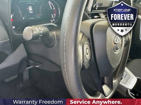 Used 2025 Toyota RAV4 XLE FWD image 20