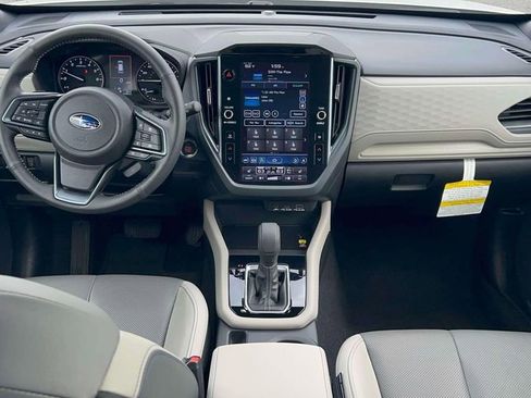 Certified 2025 Subaru Forester Limited image 9
