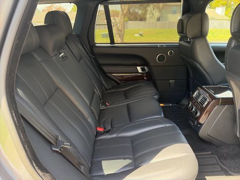 Used 2014 Land Rover Range Rover Long Wheelbase Supercharged image 25