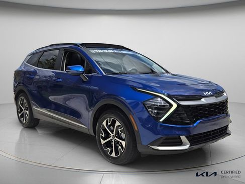 Certified 2025 Kia Sportage EX w/ Premium Package FWD image 9