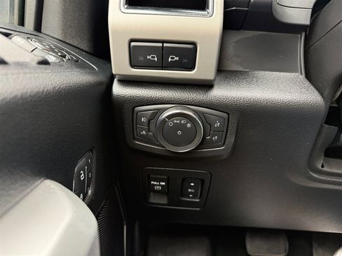 Used 2019 Ford F150 Lariat AWD/4WD image 25