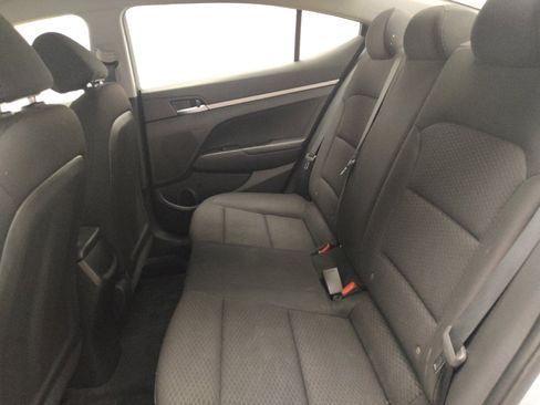 Used 2020 Hyundai Elantra SE w/ Cargo Package (C1) image 18