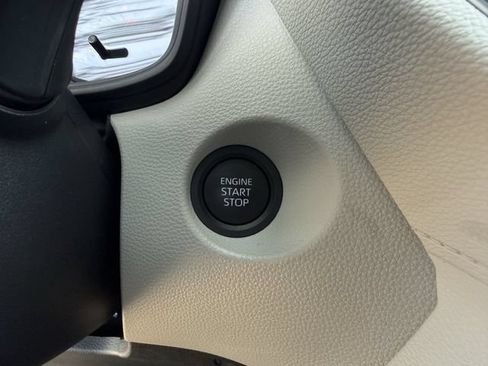 Used 2026 Toyota Corolla Cross LE w/ Moonroof Package FWD image 22