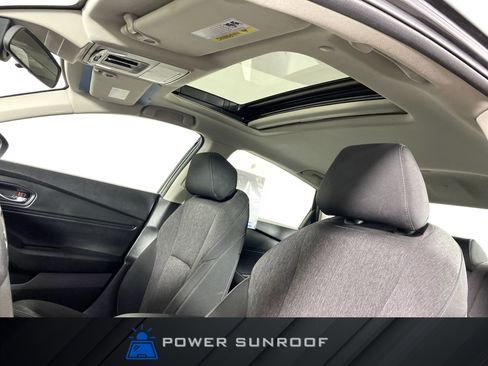 Used 2023 Honda Accord EX image 2