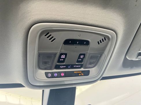 Used 2021 Chevrolet Traverse Premier w/ Redline Edition image 76