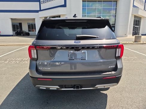 Certified 2025 Ford Explorer Active w/ Active Comfort Package AWD/4WD image 5