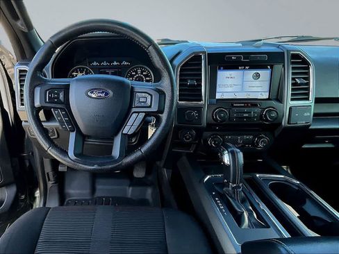 Used 2016 Ford F150 XLT w/ Equipment Group 302A Luxury AWD/4WD image 11