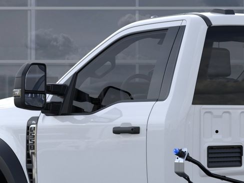 New 2026 Ford F550 2WD Regular Cab Super Duty image 20