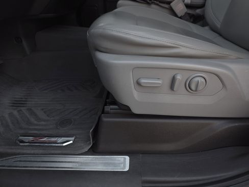 Used 2021 Chevrolet Silverado 1500 LT w/ All Star Edition Plus image 11