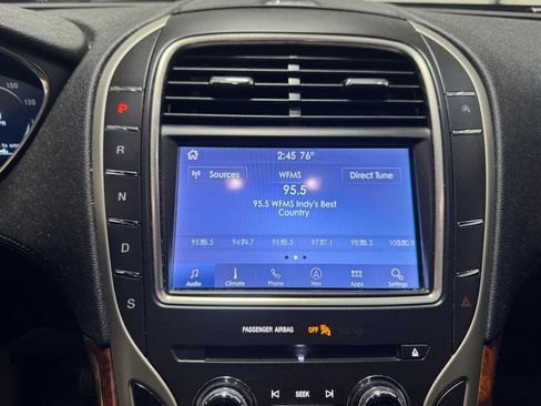 Used 2020 Lincoln Nautilus Reserve AWD/4WD image 16