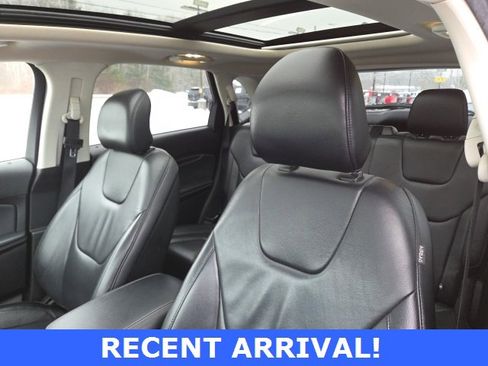 Used 2019 Ford Edge Titanium w/ Canadian Touring Package image 21
