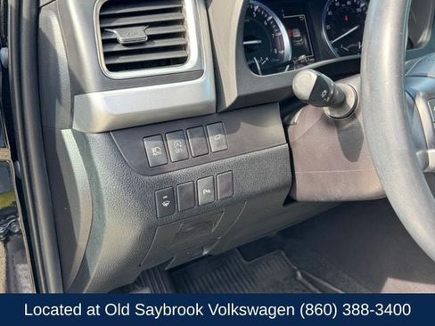 Used 2019 Toyota Highlander Limited AWD/4WD image 40