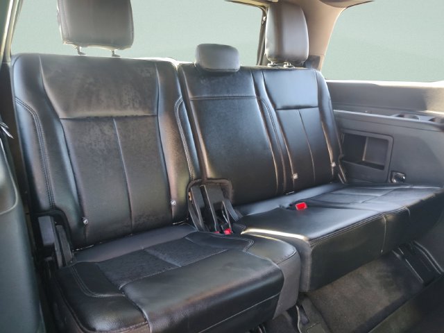 Used 2020 Ford Expedition XLT w/ Equipment Group 202A RWD image 30