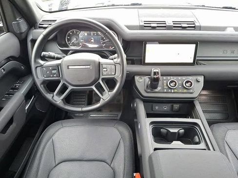 Used 2023 Land Rover Defender 110 X-Dynamic SE AWD/4WD image 15