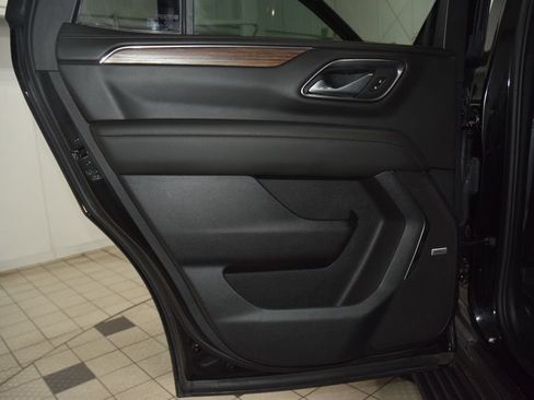 Used 2024 Chevrolet Tahoe High Country w/ Premium Package AWD/4WD image 42