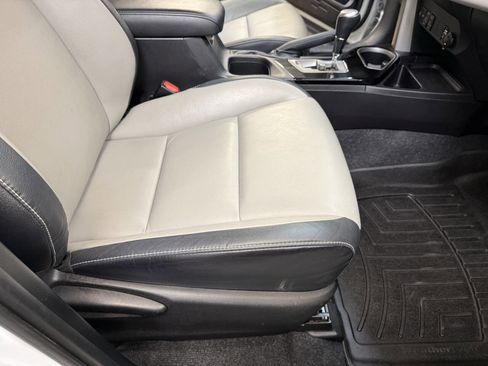 Used 2017 Toyota RAV4 Limited w/ Protection Package image 36