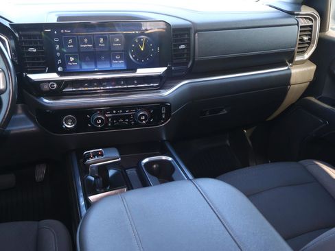 Used 2023 Chevrolet Silverado 1500 LT Trail Boss image 13