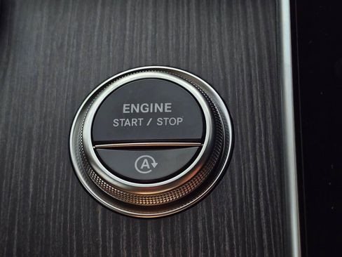 New 2026 Mercedes-Benz C 300 4MATIC Sedan image 41