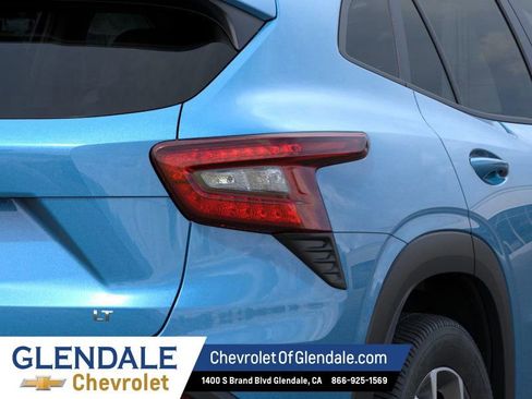 New 2026 Chevrolet Trax LT image 2
