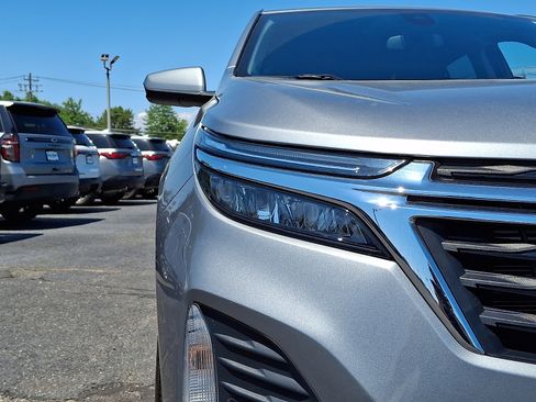 Certified 2023 Chevrolet Equinox LT AWD/4WD image 10