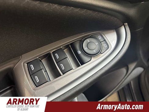 Used 2023 Chevrolet Malibu LT image 8