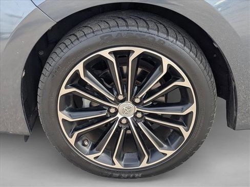 Used 2014 Toyota Corolla S image 5