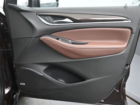 Used 2021 Buick Enclave Avenir w/ Avenir Technology Package image 22