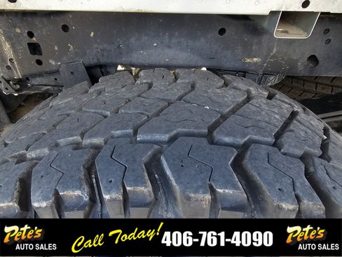 Used 2022 Ford F250 XL w/ Power Equipment Group image 12