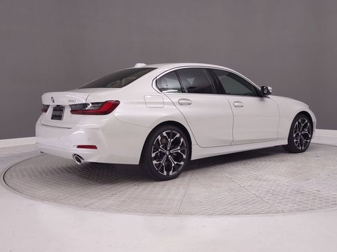 New 2026 BMW 330i Sedan w/ Convenience Package image 7