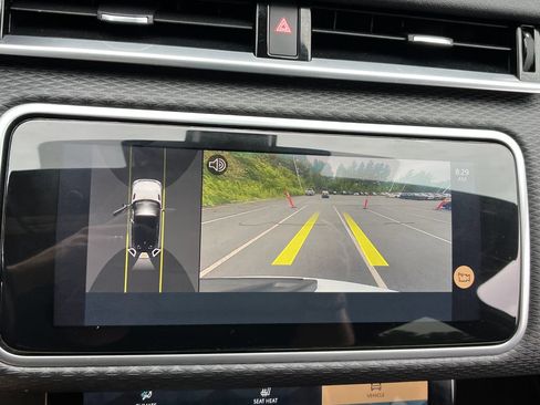 Used 2022 Land Rover Range Rover Velar S AWD/4WD image 19