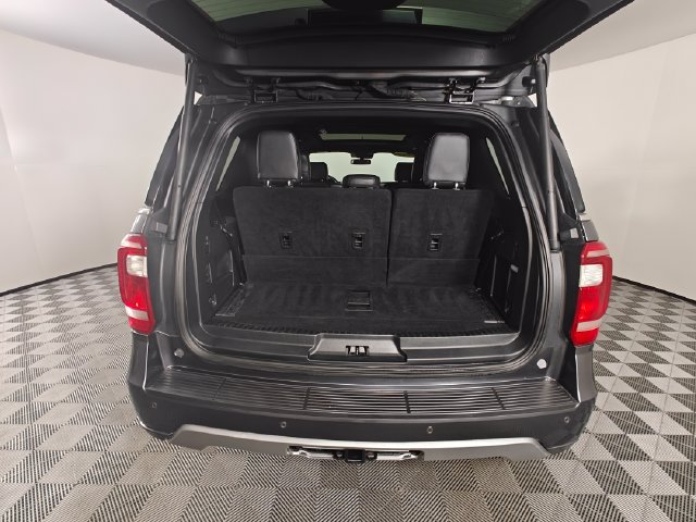 Used 2020 Ford Expedition XLT w/ Equipment Group 202A AWD/4WD image 60