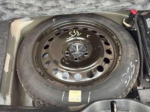 Used 2020 Chrysler 300 Limited image 43