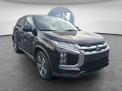 Used 2025 Mitsubishi Outlander Sport AWD image 1