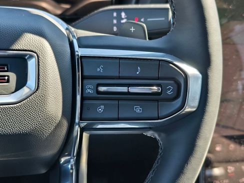 New 2026 GMC Terrain Elevation w/ Technology Package II AWD/4WD image 18