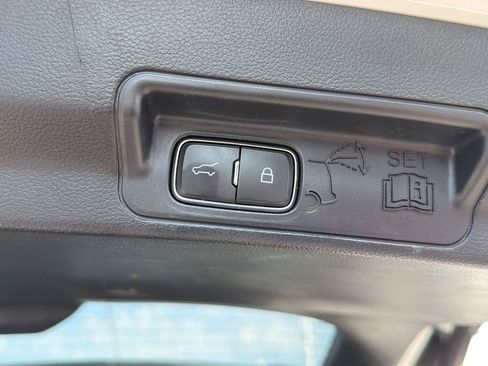 Certified 2025 Ford Explorer ST AWD/4WD image 38