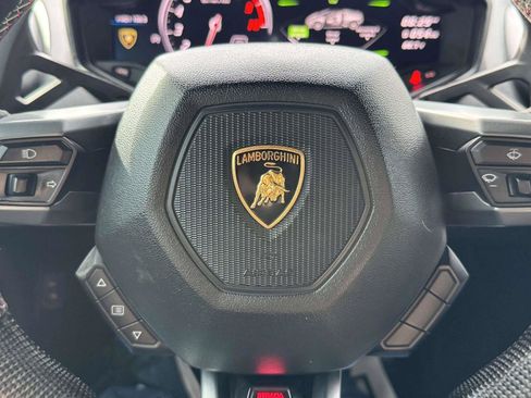 Used 2018 Lamborghini Huracan LP 580-2 RWD image 59