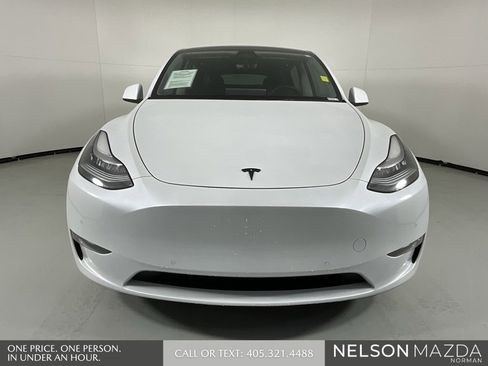 Used 2021 Tesla Model Y Long Range image 2