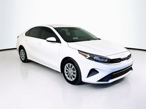 Used 2024 Kia Forte LX FWD image 23
