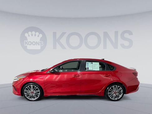 Used 2022 Kia Forte GT image 2