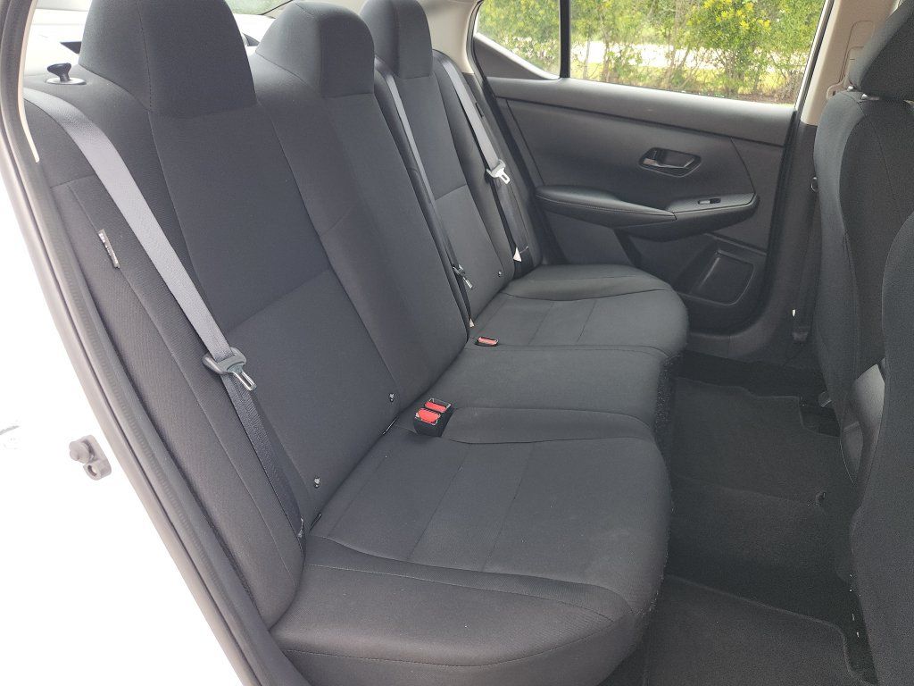 Certified 2025 Nissan Sentra S FWD image 15