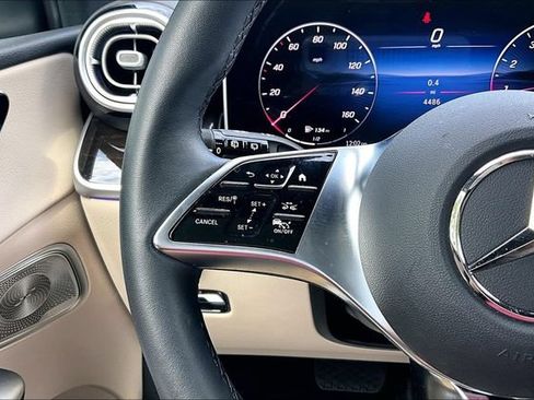 Used 2026 Mercedes-Benz GLC 300 4MATIC image 14