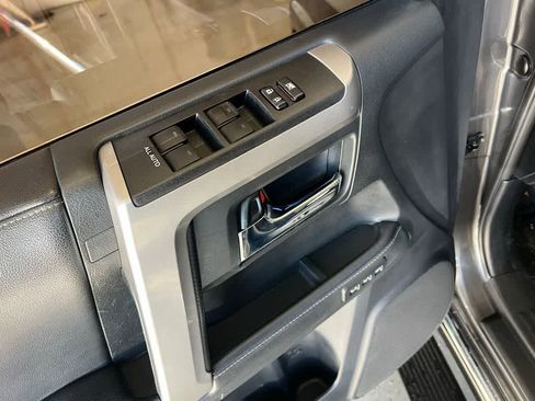 Used 2020 Toyota 4Runner Limited image 15