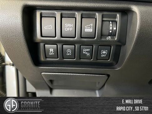 Used 2024 Subaru Forester Touring w/ Convenience Package AWD/4WD image 33