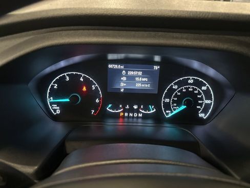 Used 2023 Ford Transit 350 XLT image 16