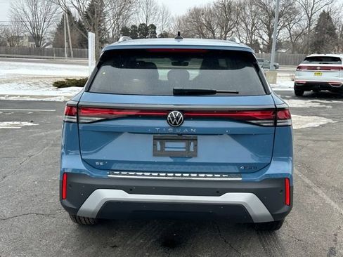 New 2026 Volkswagen Tiguan SE image 5