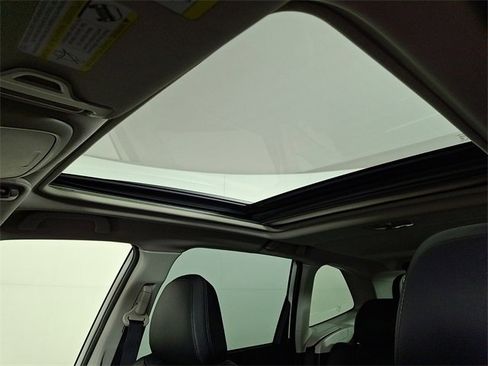 Used 2021 Subaru Forester Limited image 16